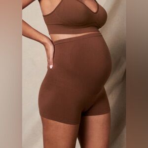 BLANQI Bundle of 2 Maternity Seamless Support Shorts